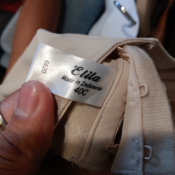 Elila Lace Bandeau in Cream Style Croset - Picture 4 of 4